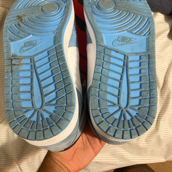 Jordan 1 University - Picture 7 of 8